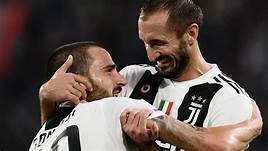 ESCE BONUCCI RIENTRA CHIELLINI