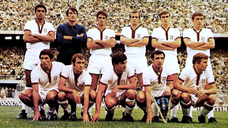 Il Cagliari festeggia lo scudetto del '70 ed il primo secolo di vita