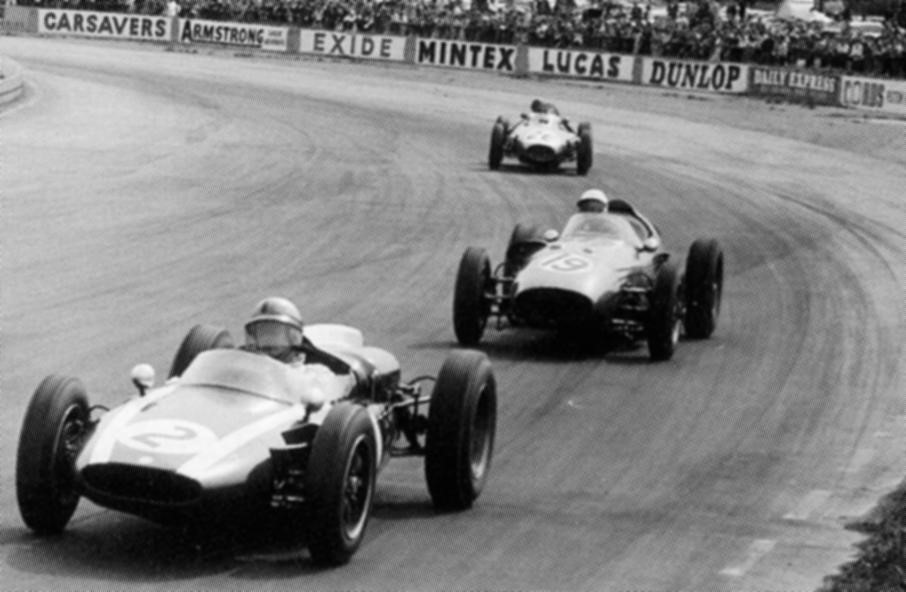 F1 Capitolo 12 : LA LOTUS SI METTE IN MOSTRA