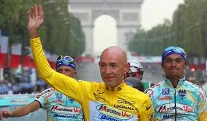 Io tifo Pantani: “Ciao Pirata, tu non lo sapevi, ma quelli come te non muoiono mai”