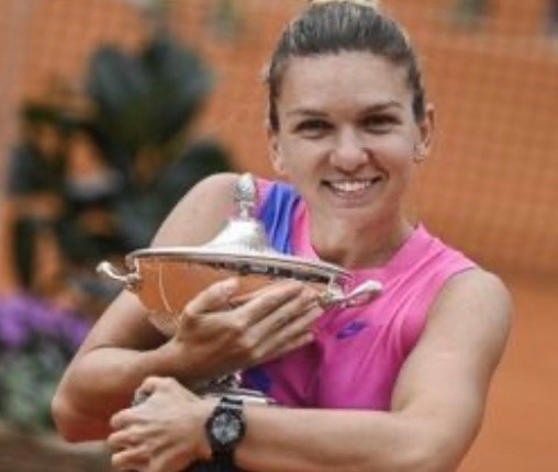 Simona Halep vince gli Internazionali di tennis a Roma