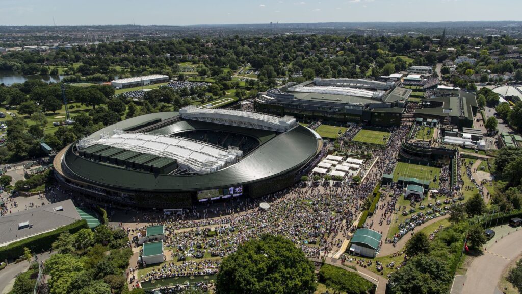 I NUMERI DI WIMBLEDON DIETRO LA FACCIATA