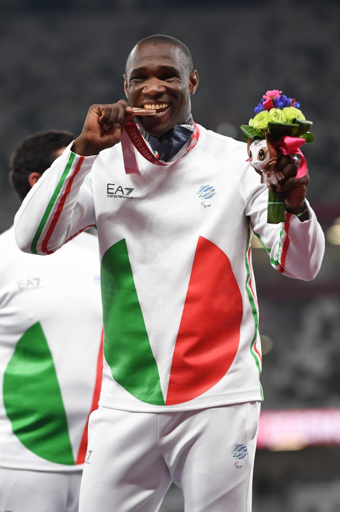 FISPES INFORMA: Atletica para(O)limpica, Tokyo 2020: Tapia bronzo nel peso, prima medaglia all’Italia. Ossola sesto nei 100, Dieng in finale nei 400