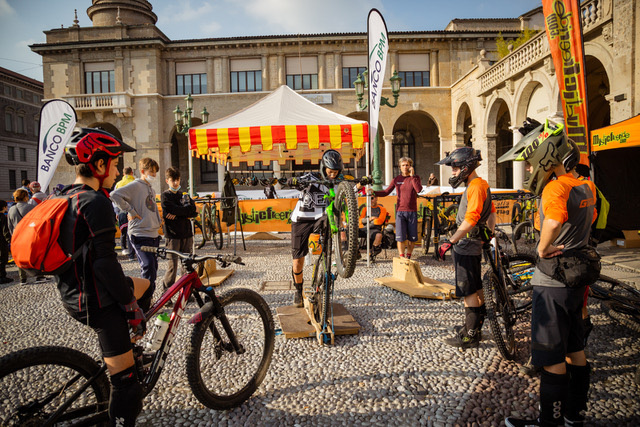 BIKEUP, il festival dedicato alle e-bike e al cicloturismo, riparte da Bergamo