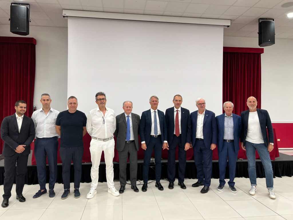 <strong>IL PRESIDENTE STEFANO FANINI NEL CDA DELLA SUPERLEGA</strong>