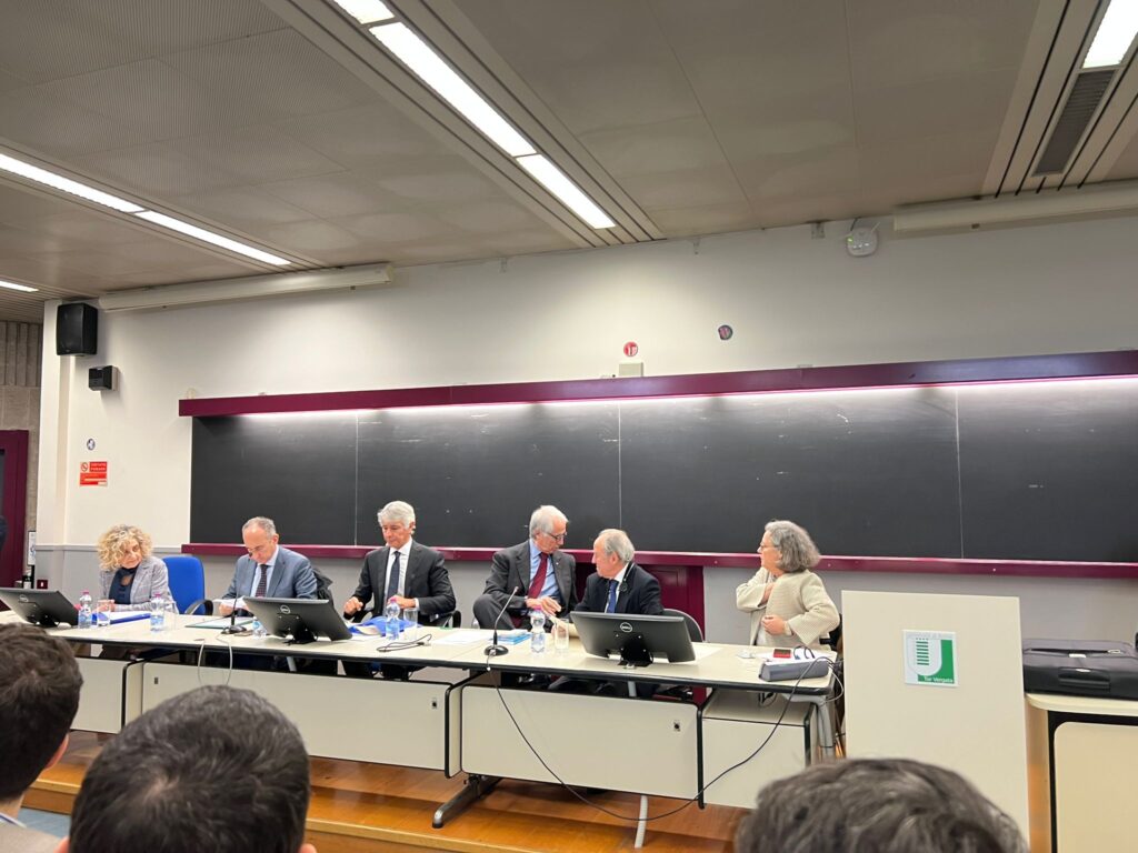  L'Aula Montalcini della Facoltà di Medicina ha ospitato il seminario “Lo sport come veicolo di solidarietà e fratellanza tra i popoli”       