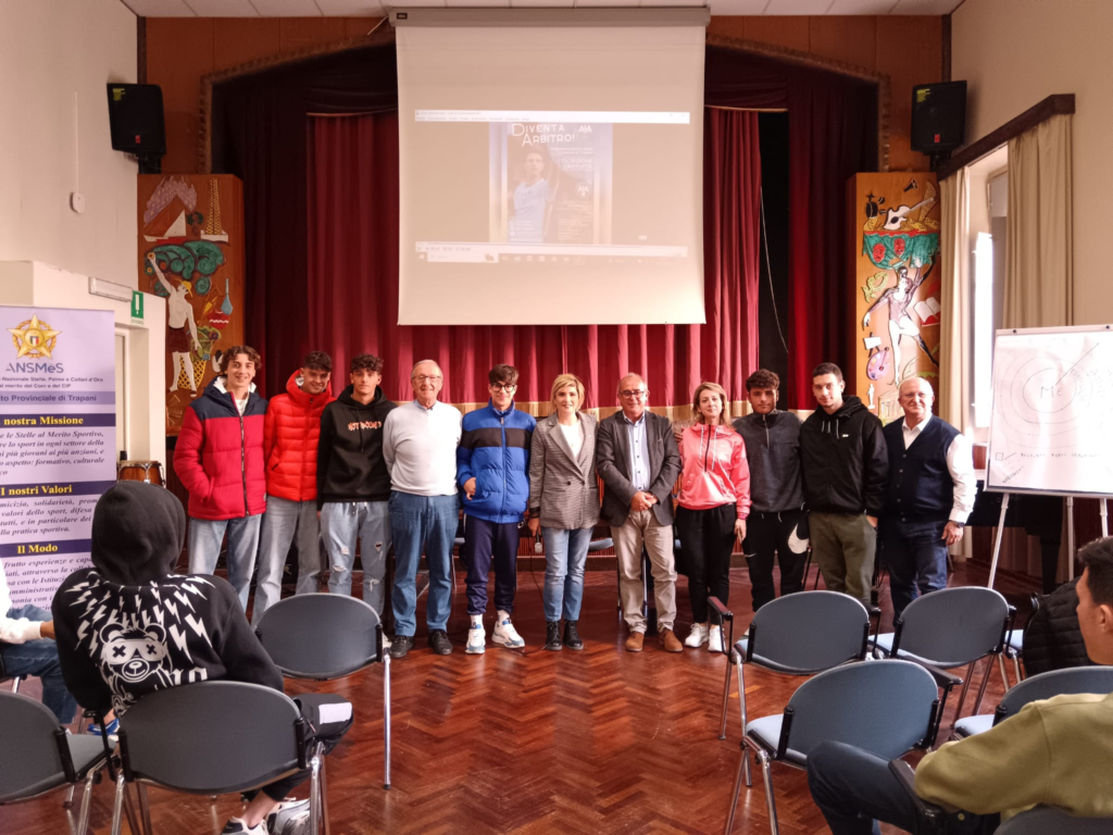 Vita di Club - Il Panathlon Club di Trapani riprende gli incontri con gli alunni del “Calvino - Amico” di Trapani