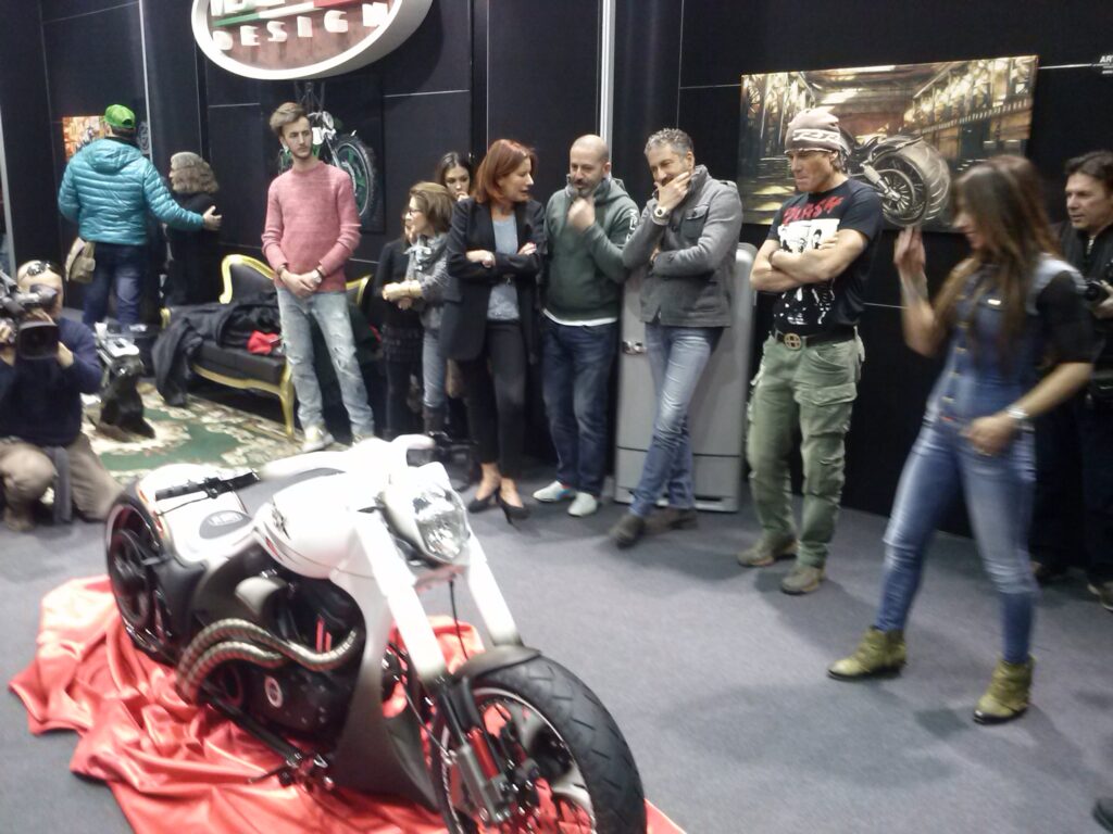 Veronafiere. Jimmy Ghione a Motor Bike Expo.
