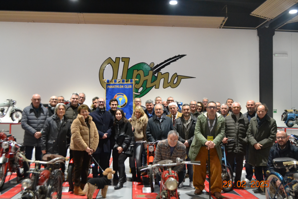 Vita di Club - Il Panathlon Club Pesaro ricorda Luciano Battisti scoprendo la sua collezione
